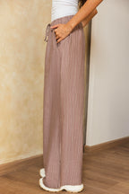 Relaxed Wide-Leg Pants