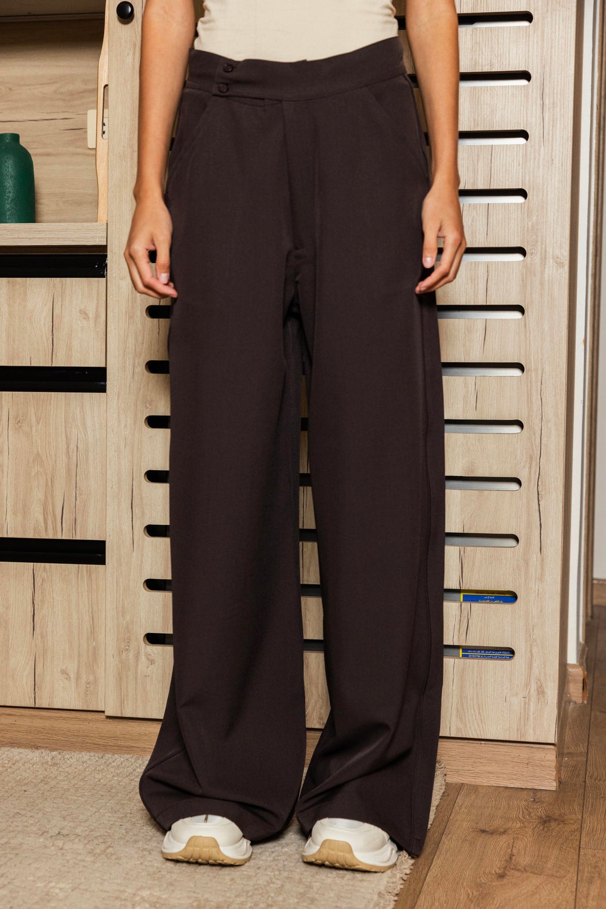 Modern Wide-Leg Pants