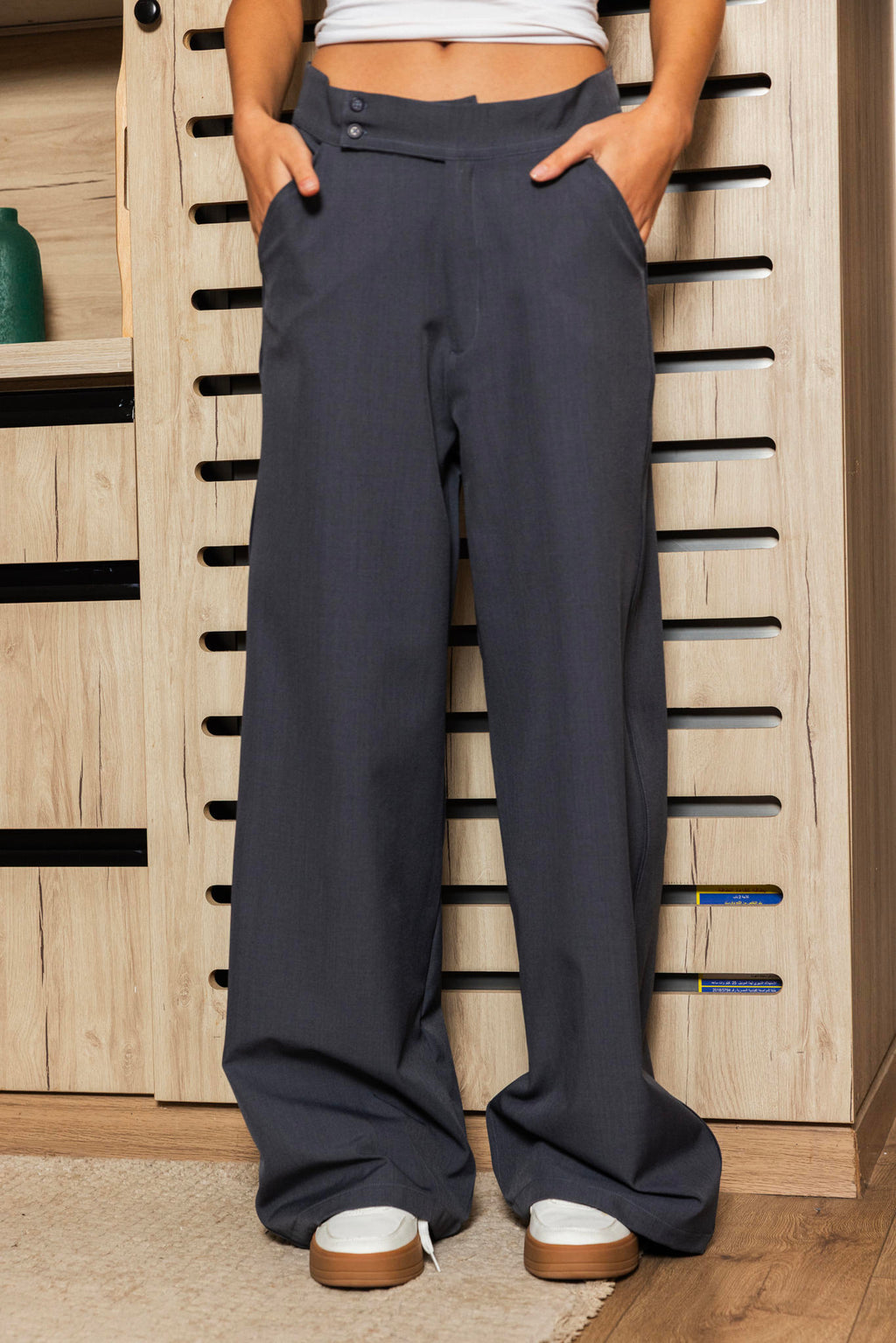 Modern Wide-Leg Pants