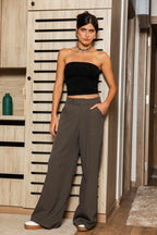 Modern Wide-Leg Pants