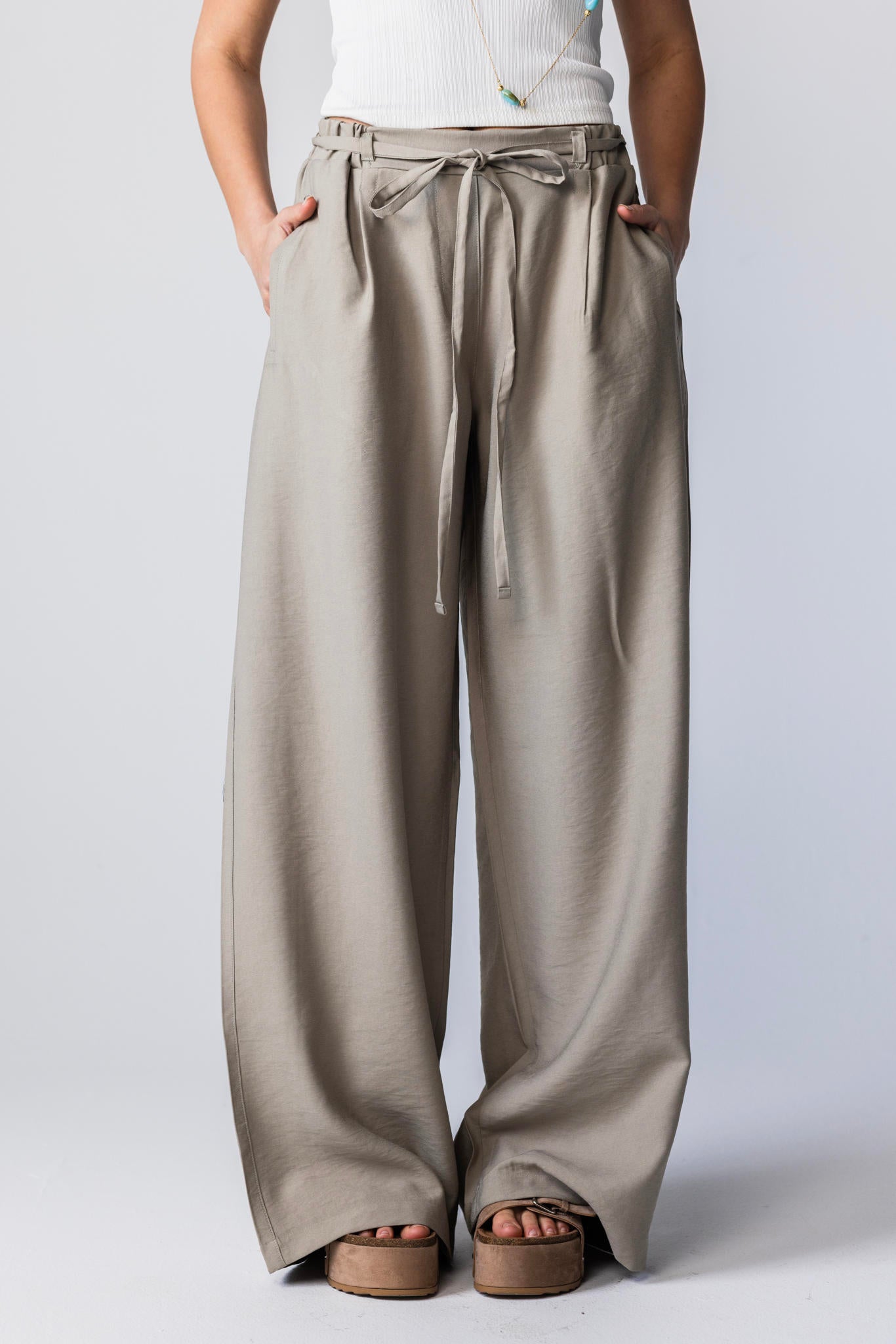 Lightweight Gabardgine Pants
