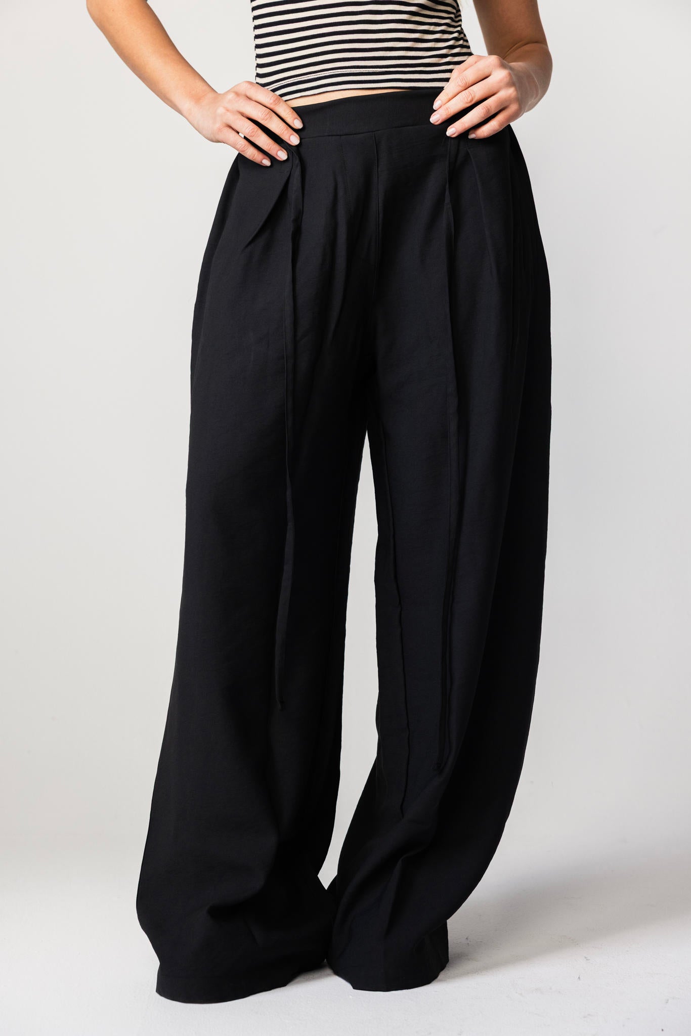 Lightweight Gabardgine Pants