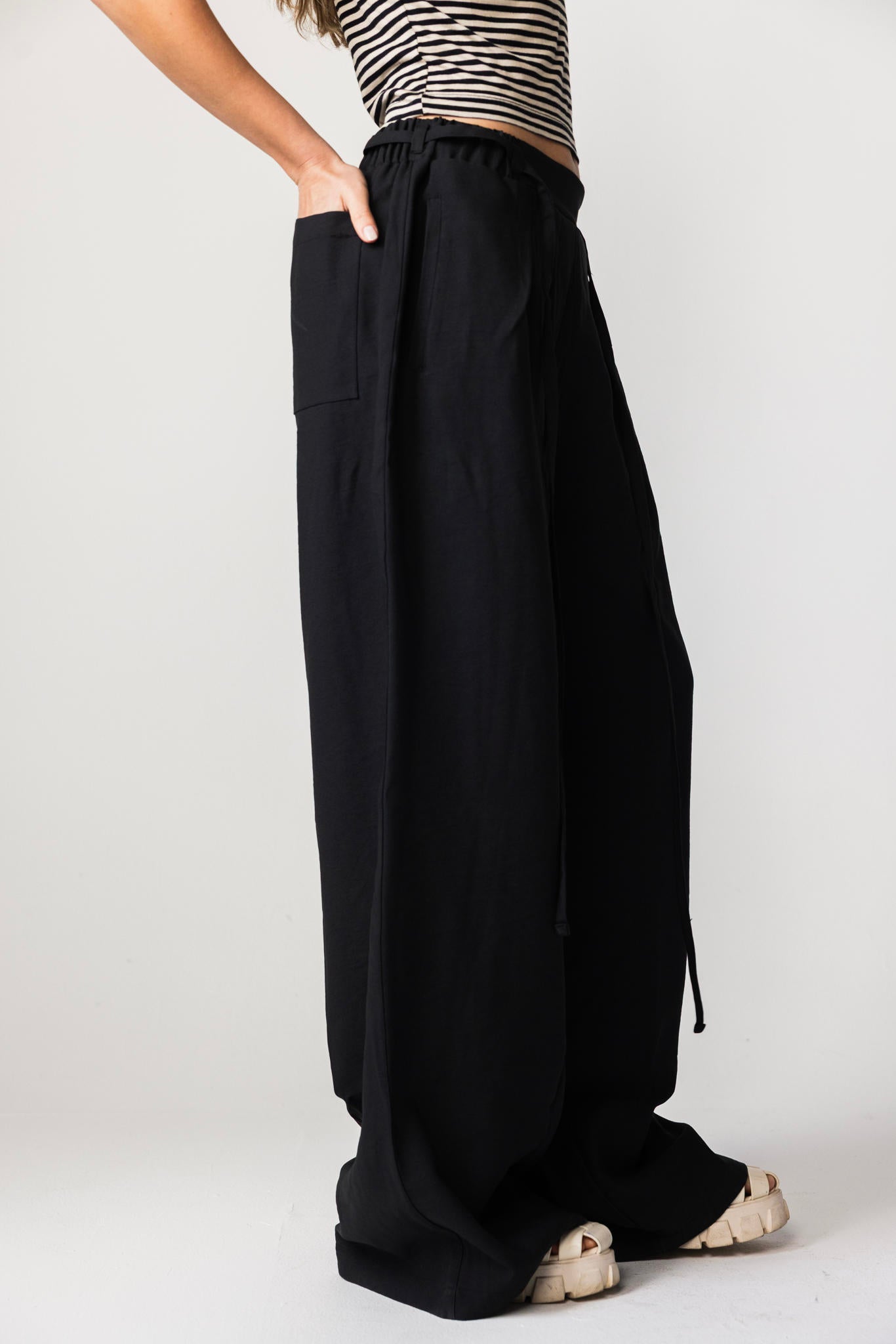 Lightweight Gabardgine Pants