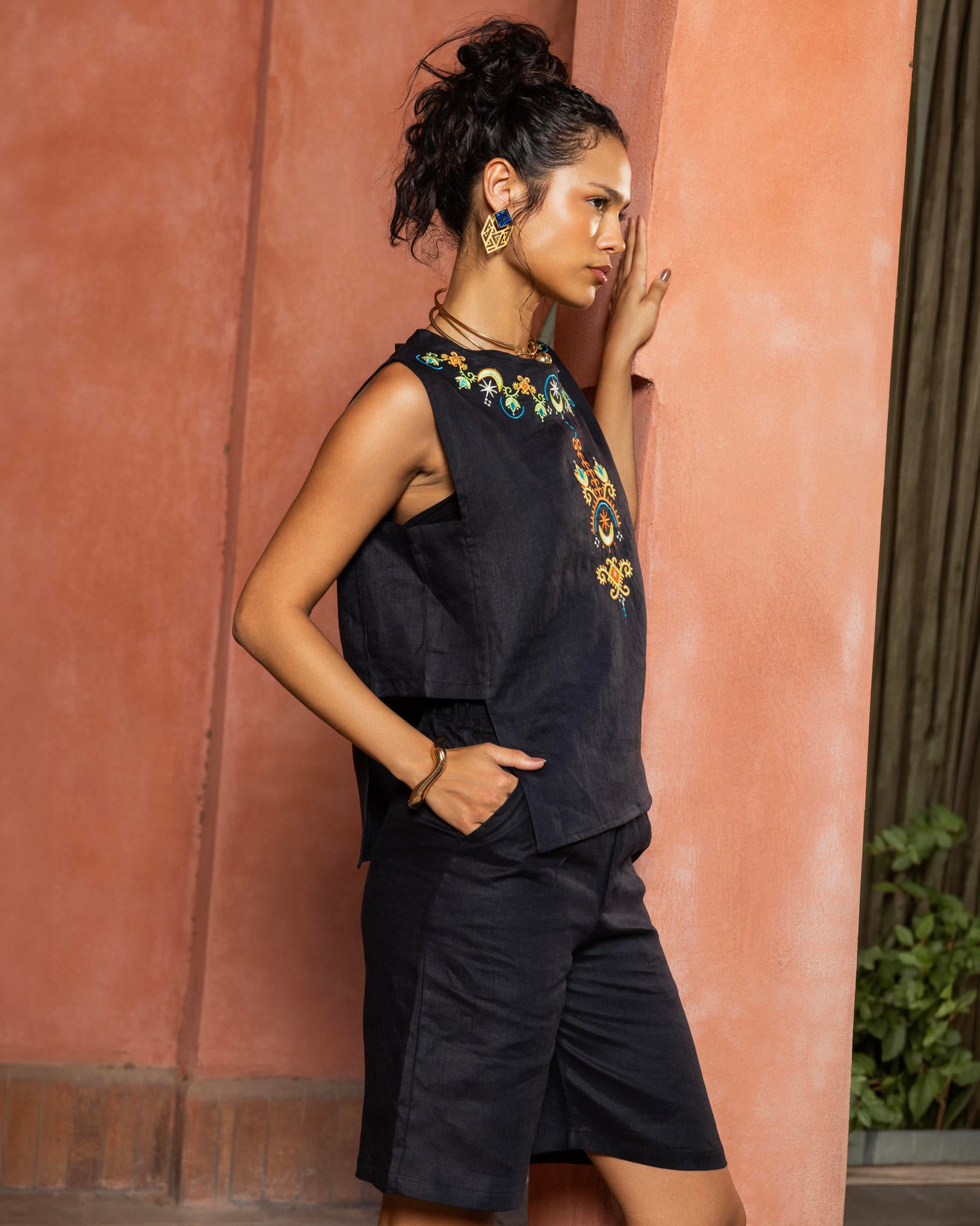 Side Cut Vest