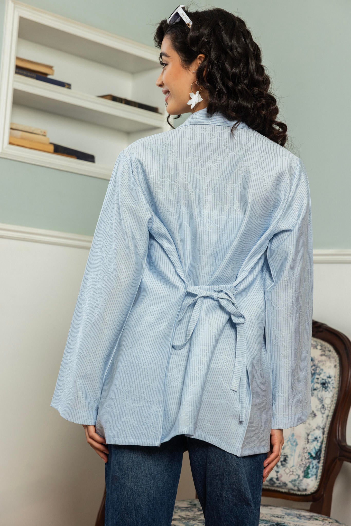 Relaxed Tie Blouse