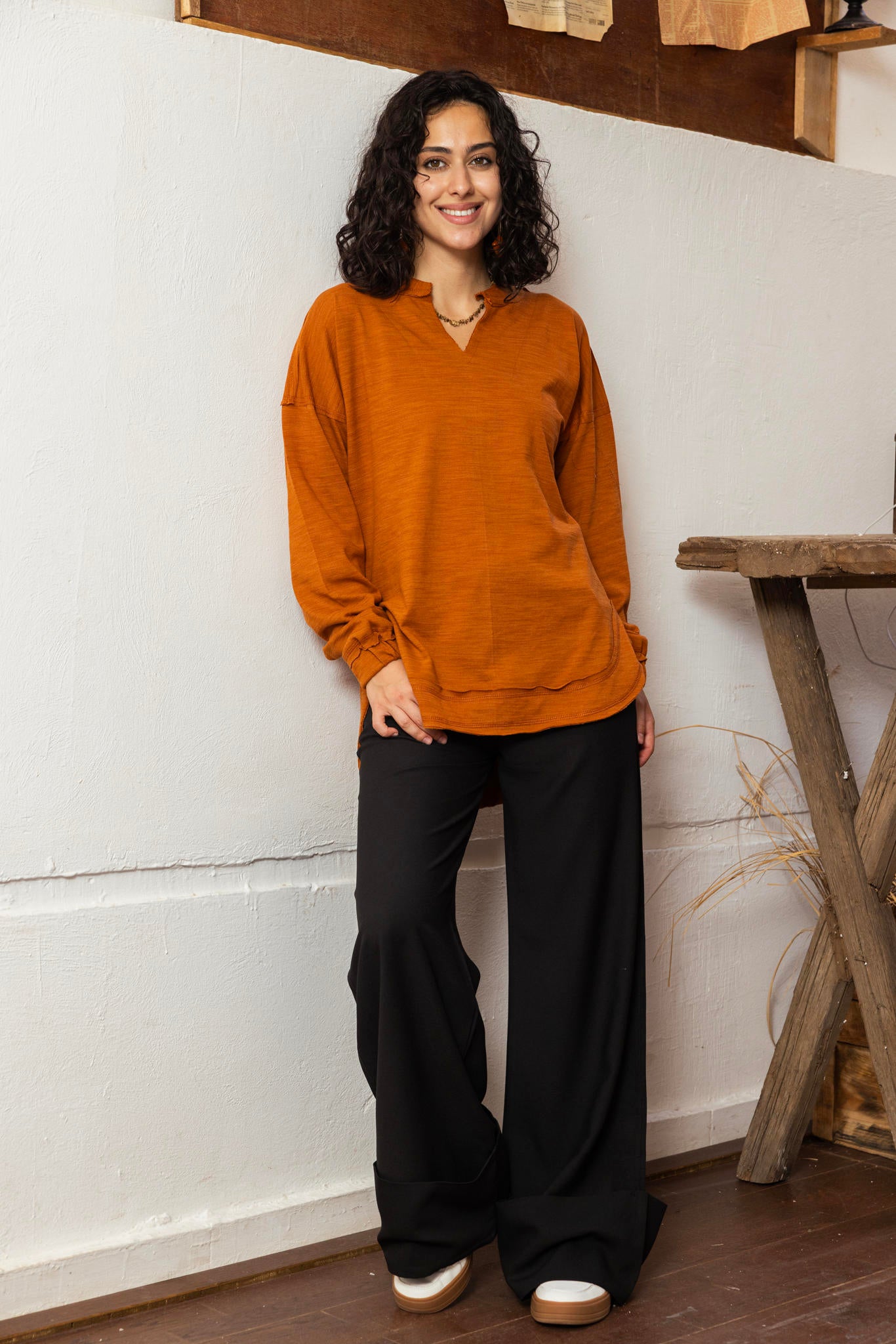 V-Cut Tshirt
