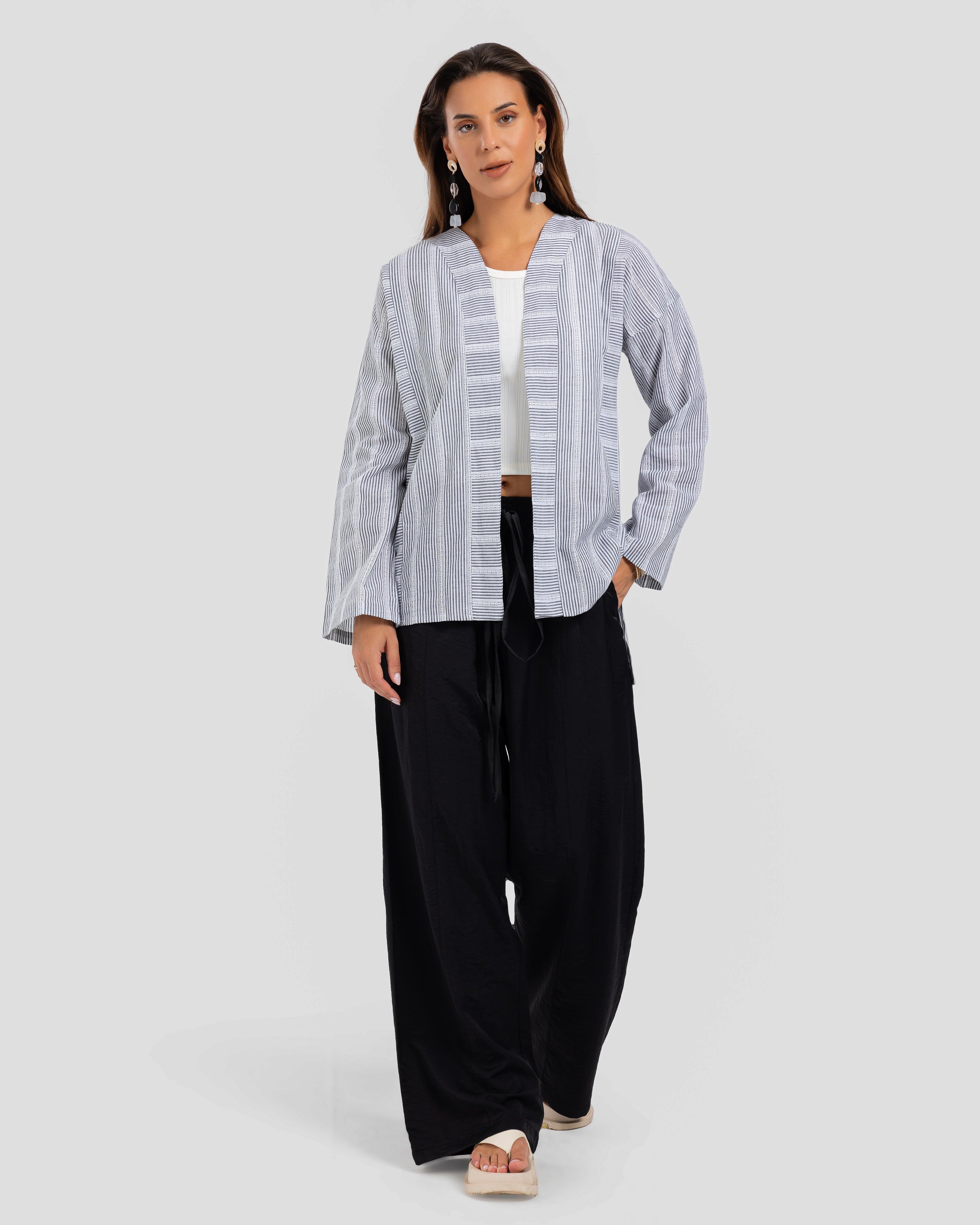 كيمونو طويل الظهر 