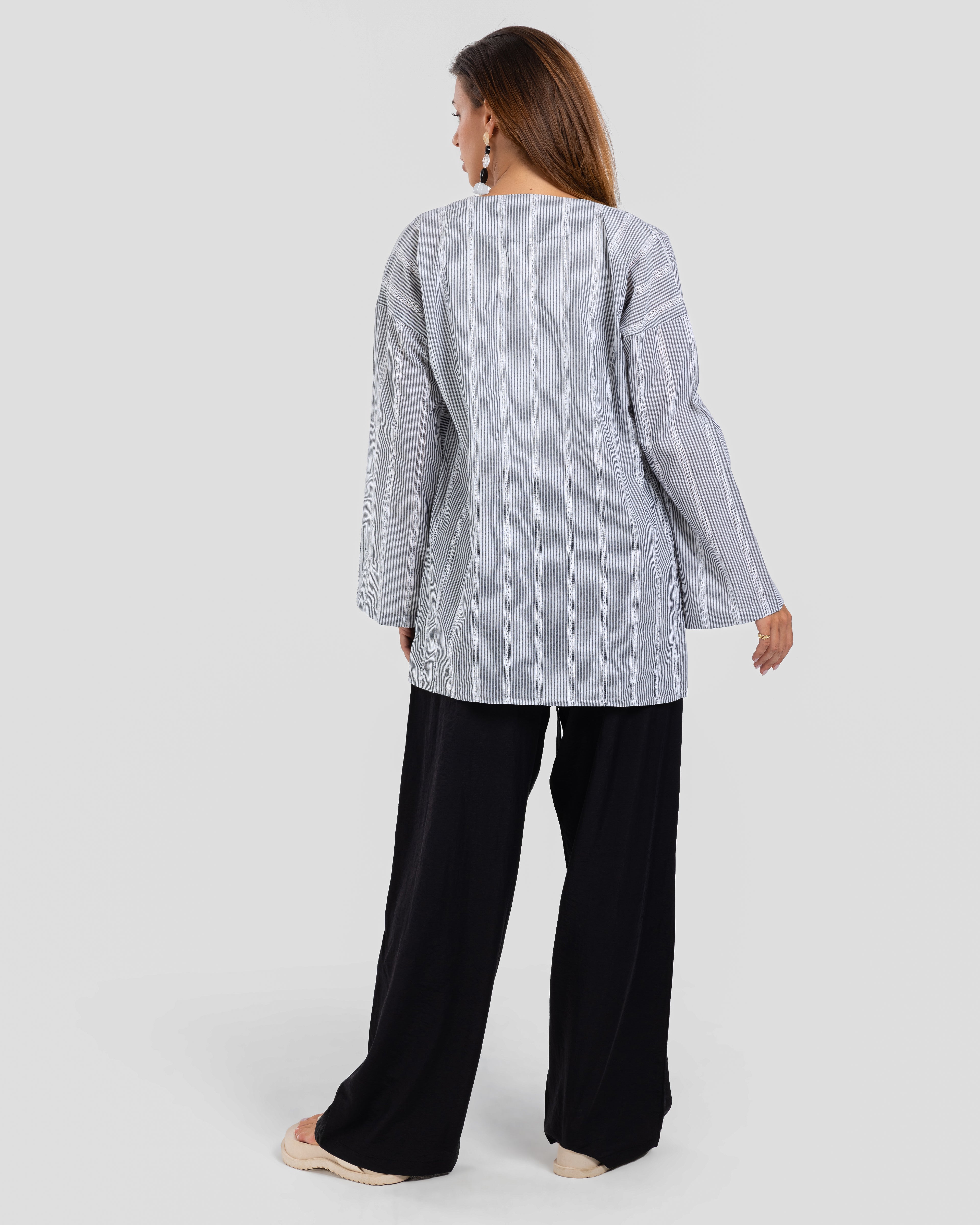 كيمونو طويل الظهر 